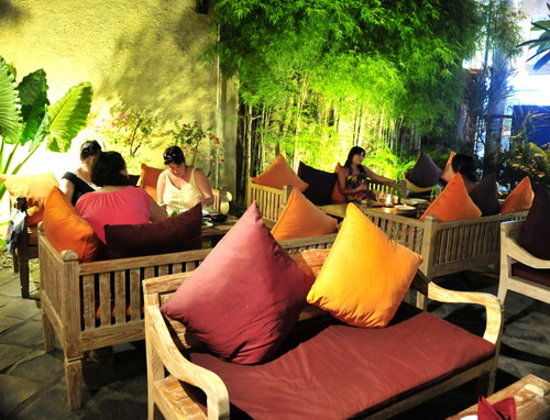 Beras Merah Waroeng and Bar
