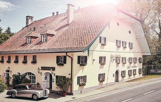 Restaurant & Hotel Schlosswirt zu Anif
