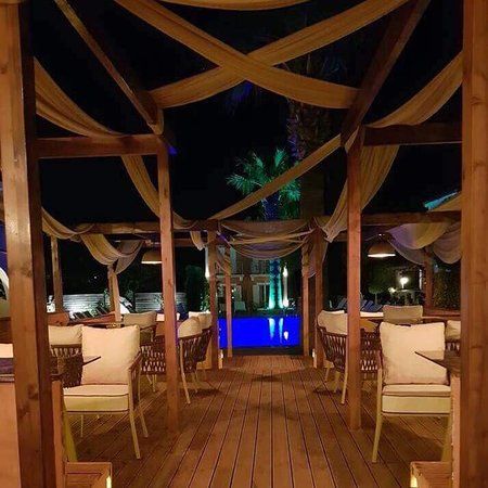 Aeolos Kitchen Bar