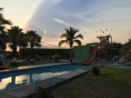Aquatic Park Water Eye Temixco