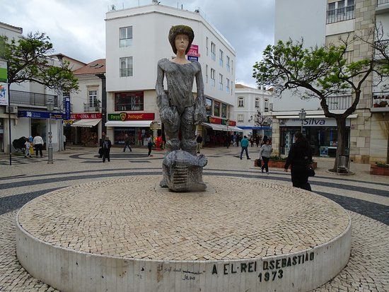 Standbeeld van Dom Sebastião
