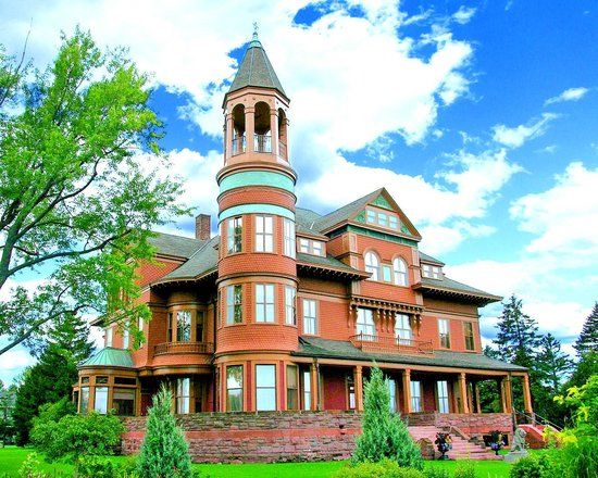Fairlawn Mansion