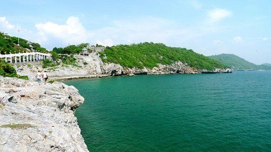 Ko Si Chang Island