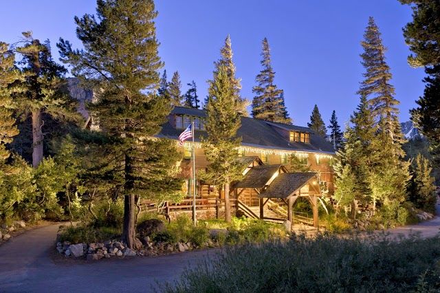 The Lakefront Restaurant