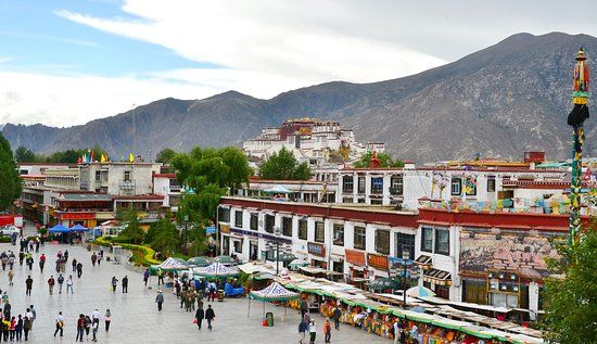 Barkhor Street