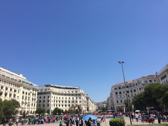Aristotelous Meydanı