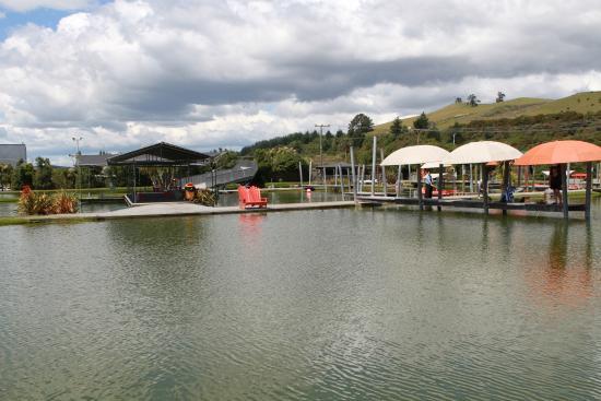 Huka Prawn Park