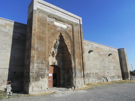Ağzıkarahan Hanı
