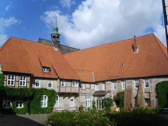 Monastery Luene & Textile Museum