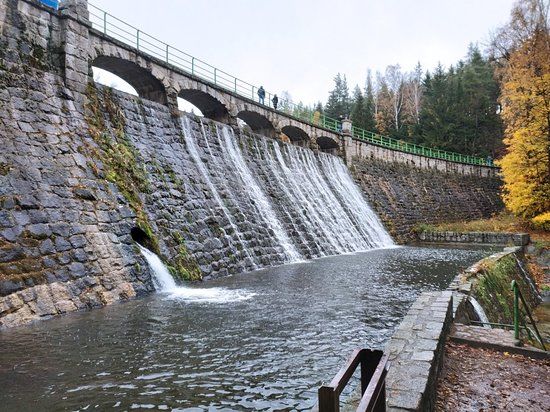 Lomnica Reservoir