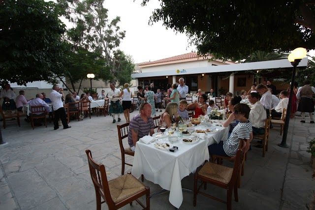Perry's Beach Restaurant