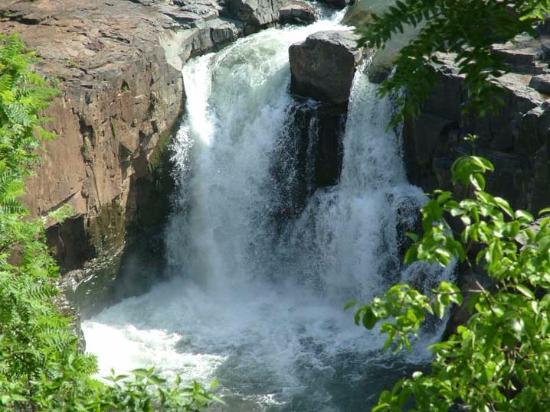 Zarwani Waterfall