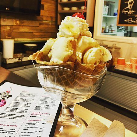 Island Scoop Ice Cream and Coffee Bar