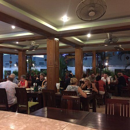 Ta's Cafe and Restaurant