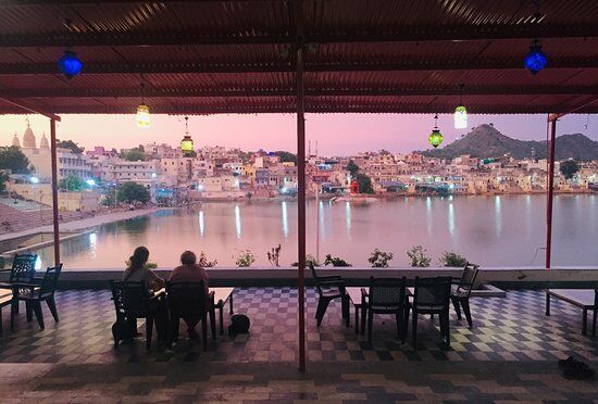 Doctor Alone Restaurant & Cafe