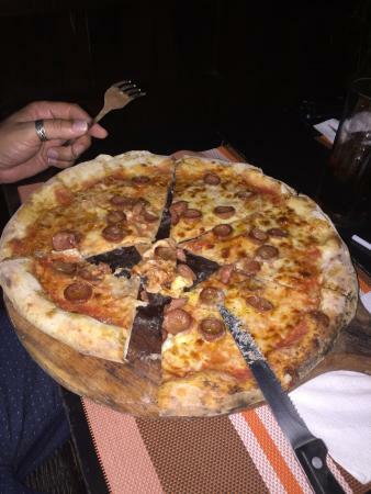 Roof Top Pizza